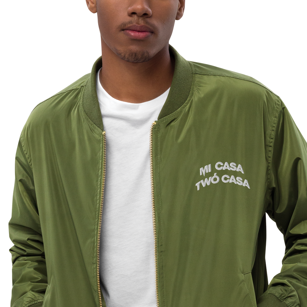 MI CASA BOMBER image 11