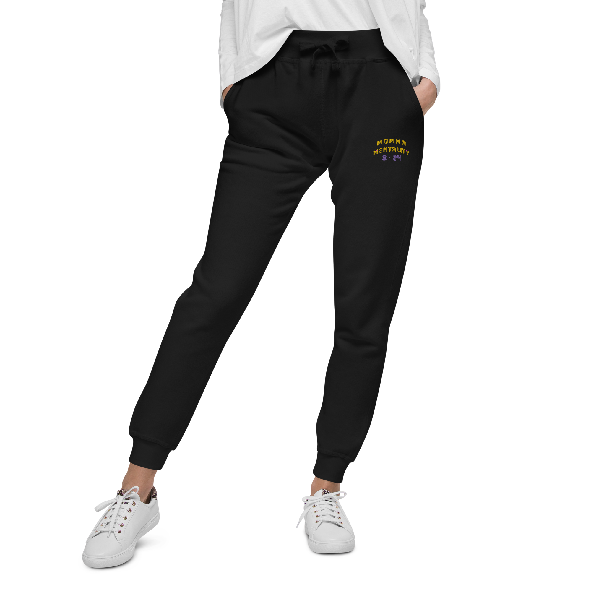 MOMMA MENTALITY SWEATS BLK image 4