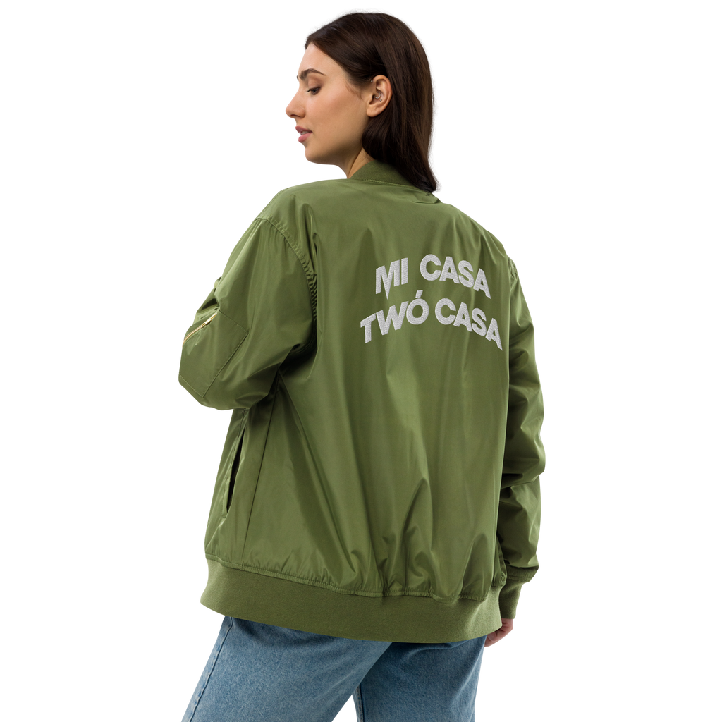 MI CASA BOMBER image 8