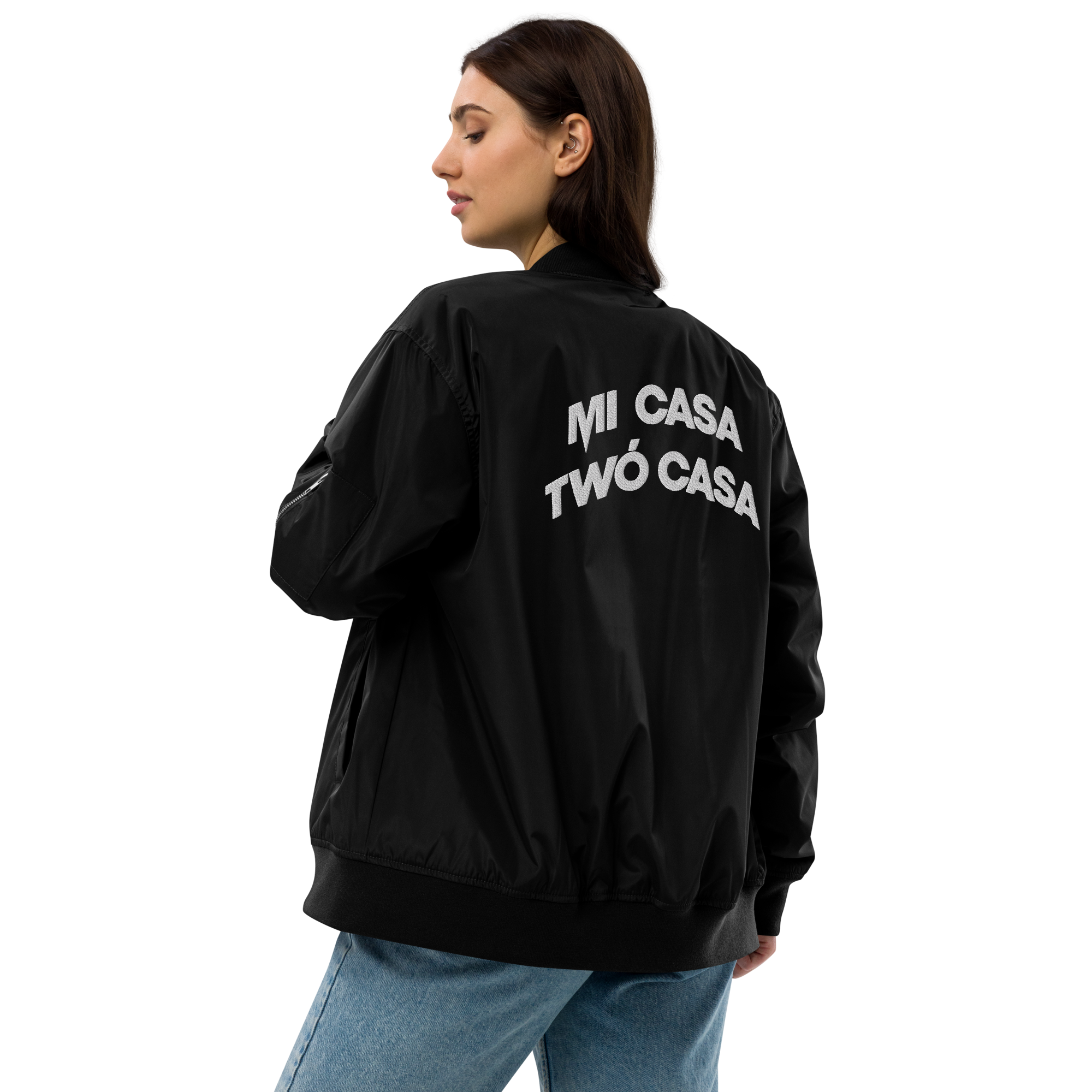 MI CASA BOMBER image 1