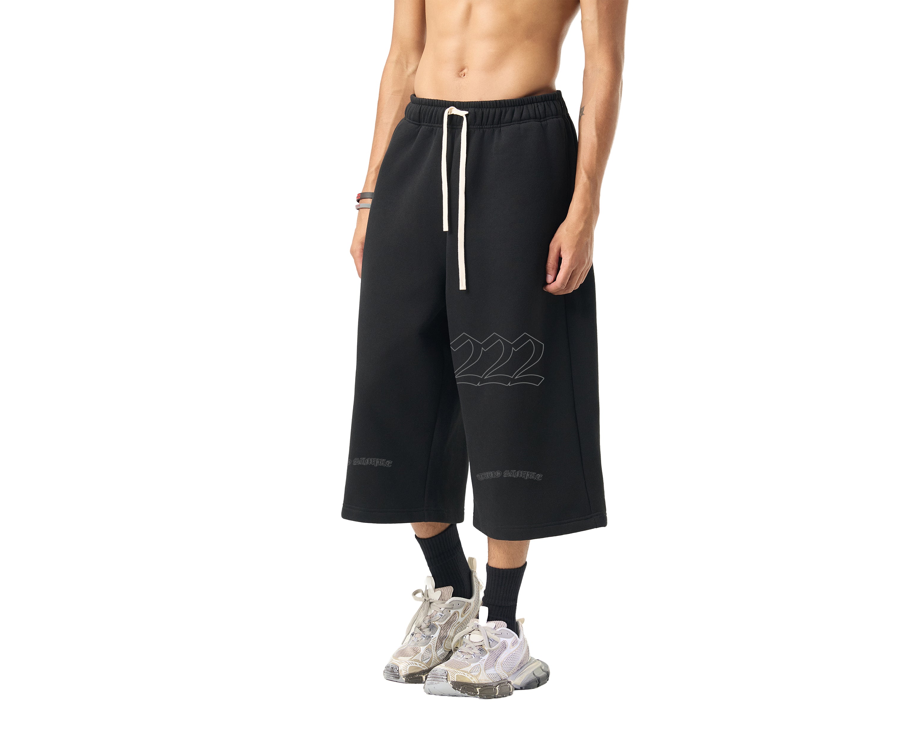 BROKEN HEARTS 3/4 SWEATPANTS