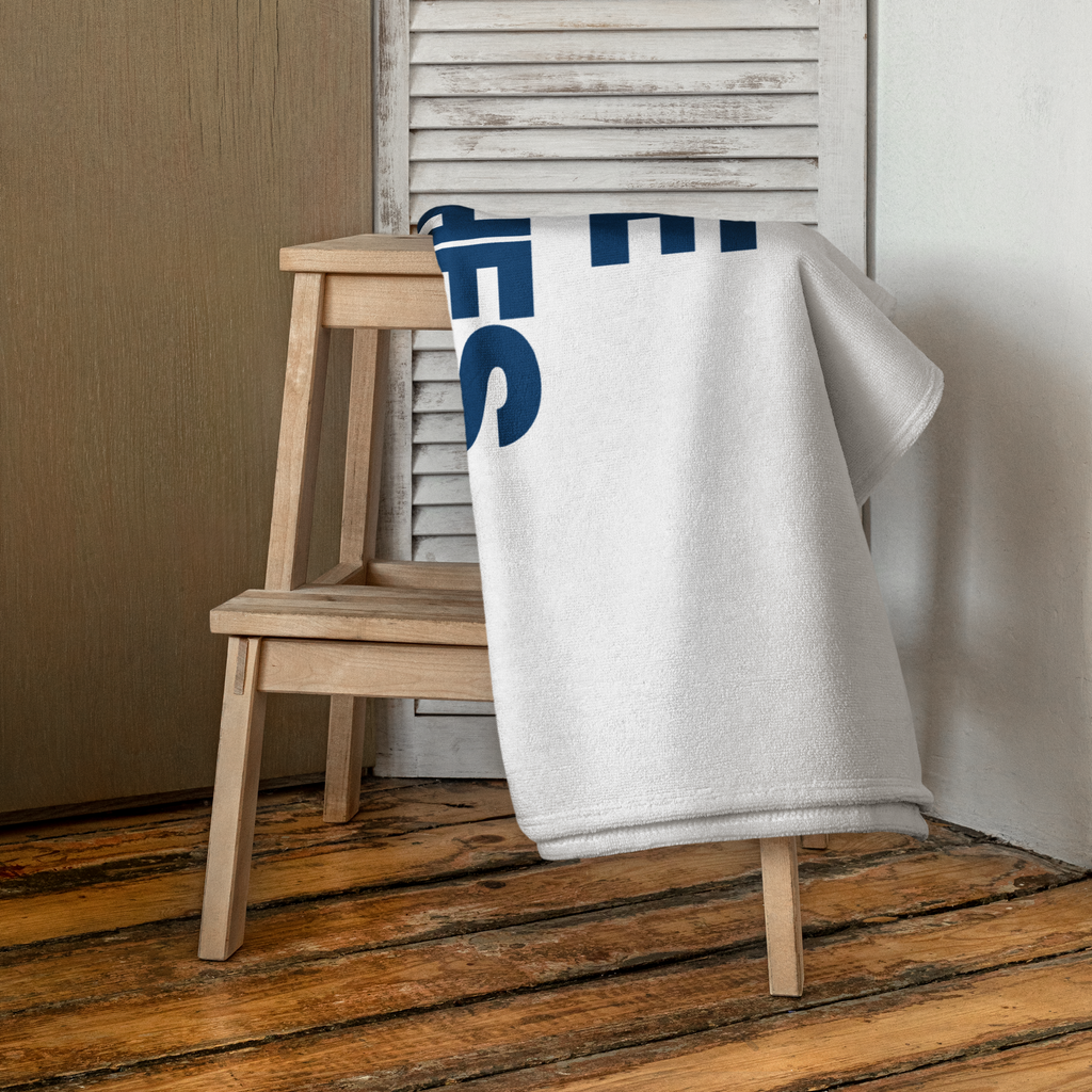 TWO SWIM BEACH TOWEL image 2