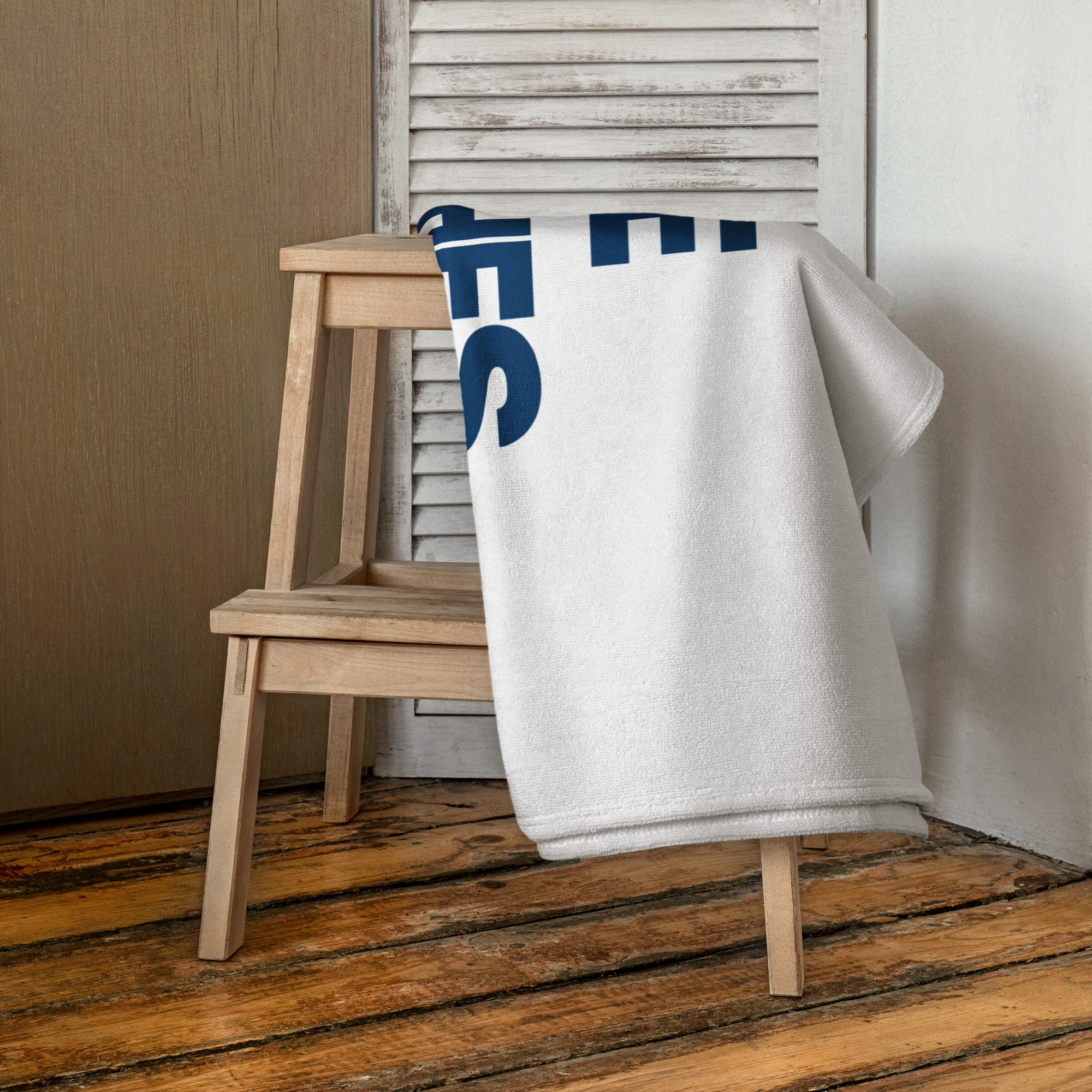 TWO SWIM BEACH TOWEL image 2