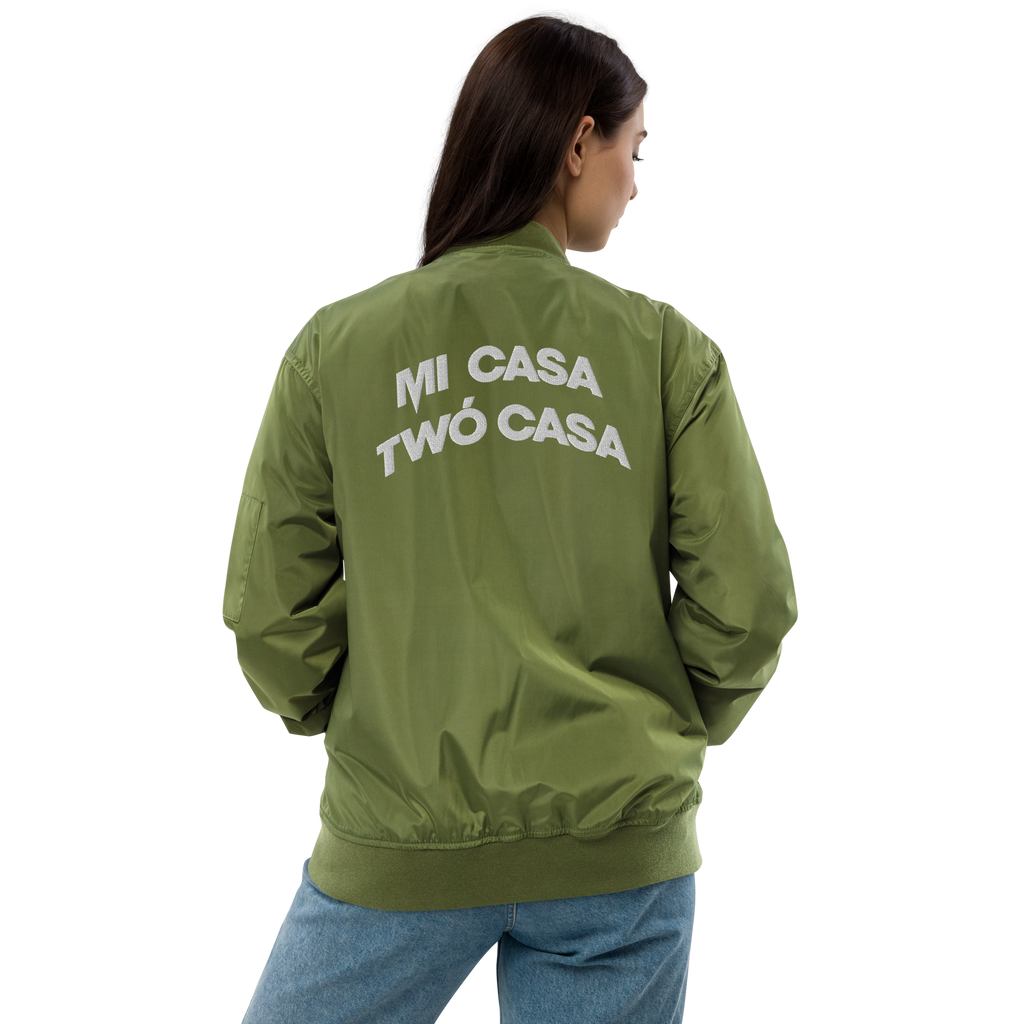 MI CASA BOMBER image 9