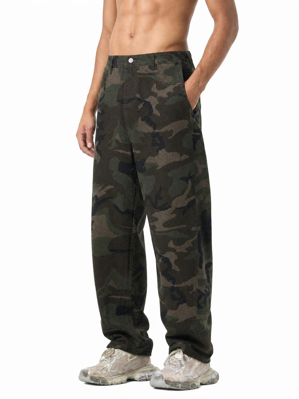 Men’s Camo Barrel Leg Cargo Pants